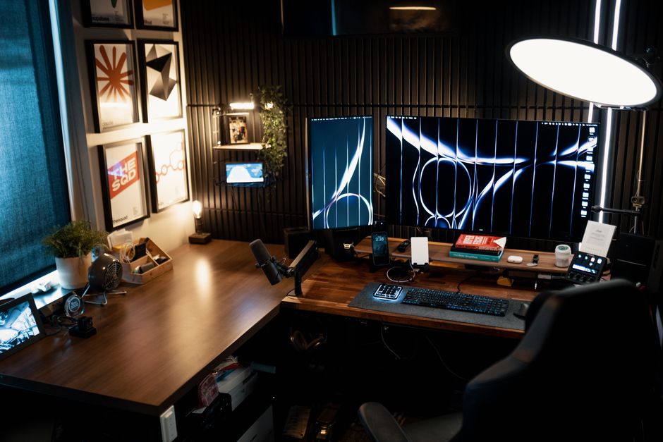 Dual Monitor Arm Mount